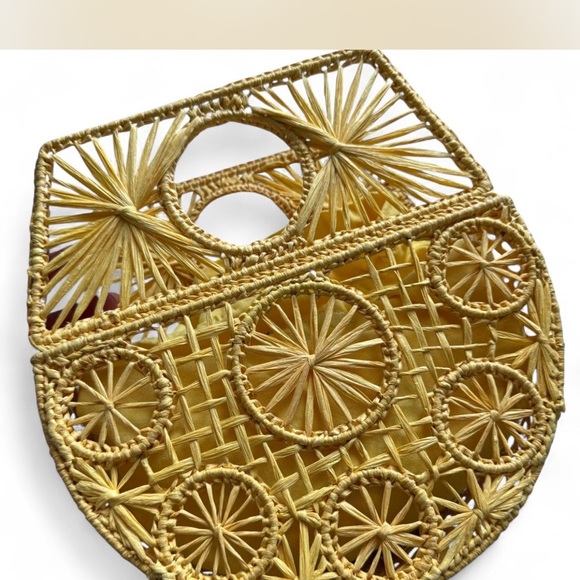 House of Harlow 1960 Elegant Woven Tan Handbag - Picture 1 of 8